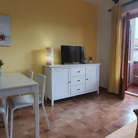 Apartment Luminoso, Con Balcone, Ac Wi-fi Cala Gonone